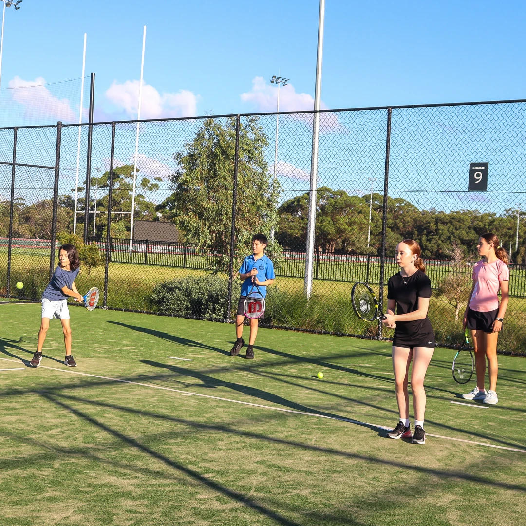 kids-tennis-heffronparktennis-6-1-1.webp